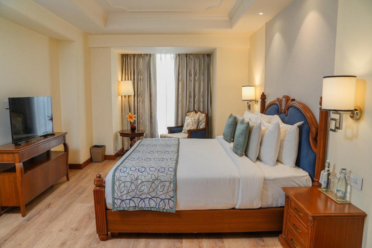 Golden Sarovar Portico Αμριτσάρ Εξωτερικό φωτογραφία